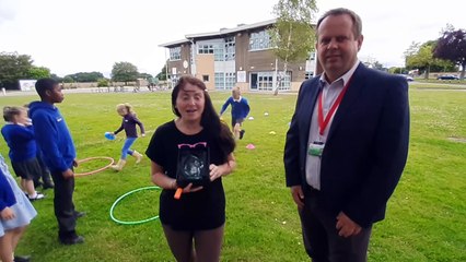 Landywood primary school wins award.