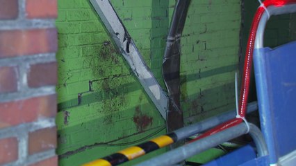 70대 운전자가 몰던 승용차가 어린이집 추돌 / YTN