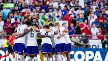 Christian Pulisic invitó al árbitro a celebrar con Uruguay tras eliminación