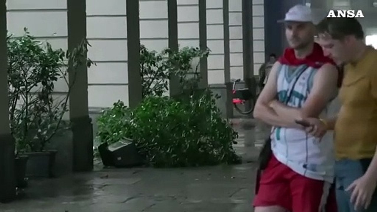 Torino, nubifragio dopo il Tour: strade allagate e qualche disagio