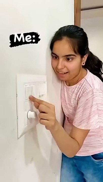 Fun_With_Brother____Tiktok_Comedy_Video___Funny_Instagram_Reel_#priyalkukreja_#shorts_#ytshorts(360p)