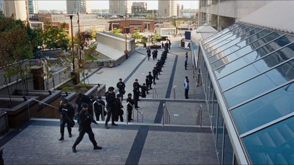 Trap  Official Trailer 2_1080p