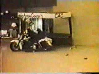 Zombies _ Dawn of the Dead - original UK theatrical trailer