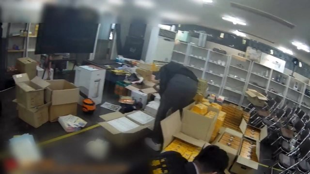 제주자치경찰, 노인 울리는 '떴다방' 대표 등 2명 구속 / YTN