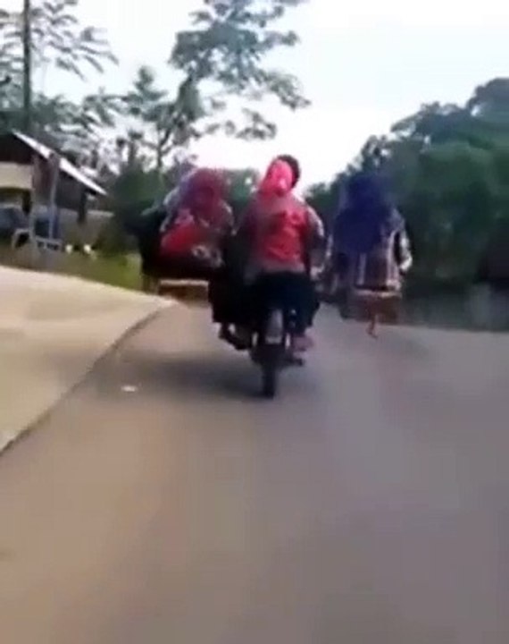 Funny Video For Big Bike