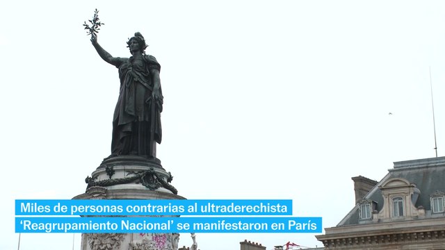 Manifestación en París contra el partido de extrema derecha de Le Pen