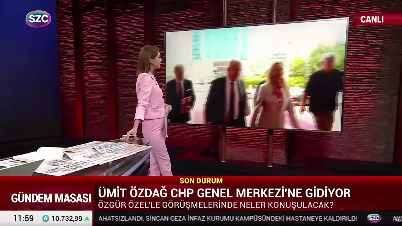 Ümit Özdağ CHP Genel Merkezi'ne geldi