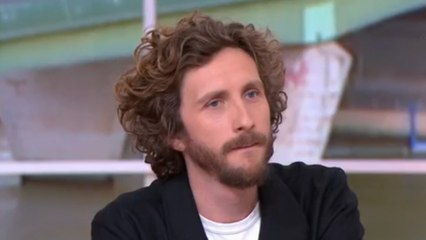 Baptiste Lecaplain évoque sa relation avec Arnaud Tsamère et Jérémy Ferrari dans Télématin : "Une chance inouïe"