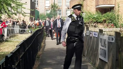 Keir Starmer joined by wife to cast vote ahead of election