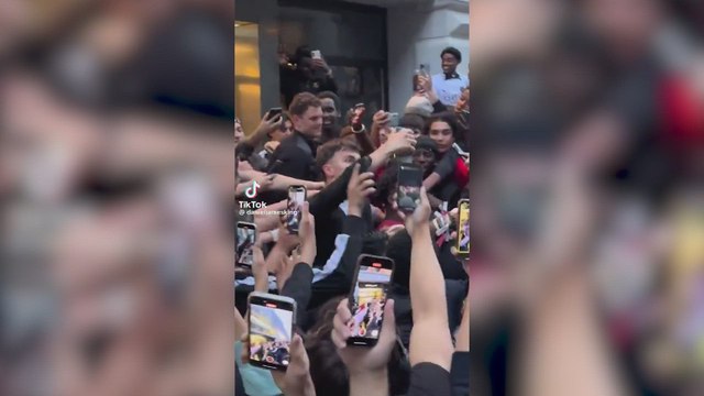 El streamer más famoso de internet es asaltado en Noruega por sus fans: la escena es vergonzosa