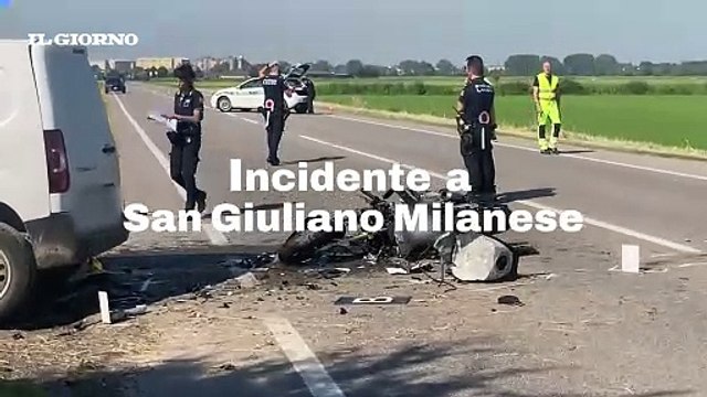 San Giuliano Milanese, incidente tra moto e furgone: morto centauro 22enne