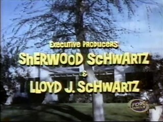 Brady Brides episode 1x03 The Newlywed Game