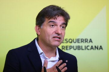 Sabrià dimiteix pels cartells contra els germans Maragall