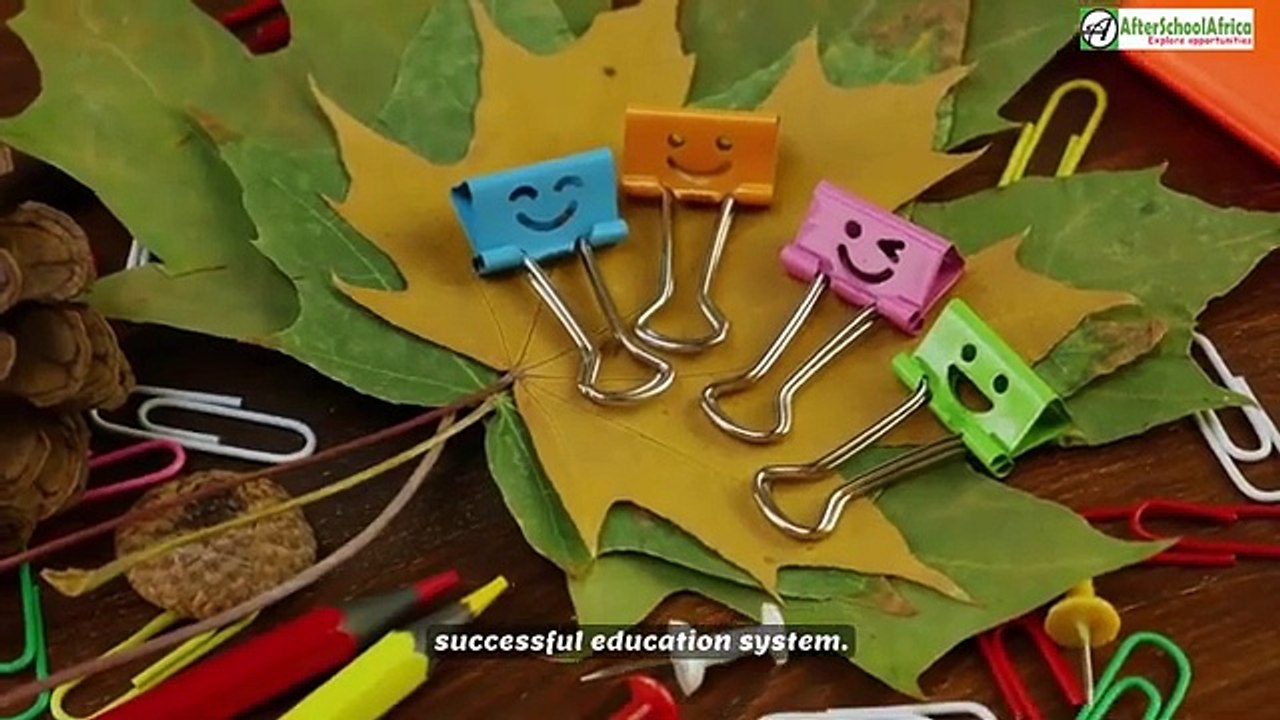 Top 10 countries the Best education system