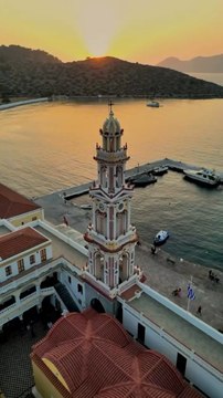 LA PLUS IMPRENABLE vue sur le Monastère Panormitis à Symi