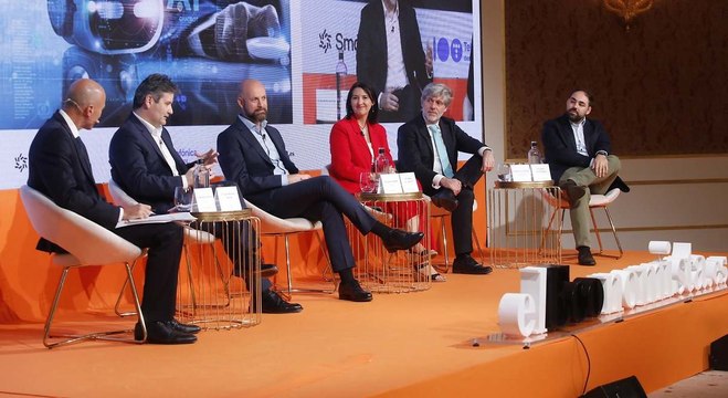 Foro Empresarial 'La reinvención de la Inteligencia Artificial' - 2ª Mesa