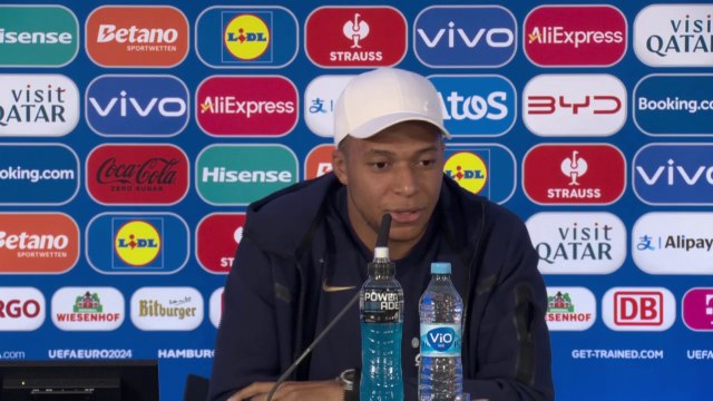 Kylian Mbappé sur les critiques visant Antoine Griezmann: Il est dans un moment un peu plus dur, mais il devrait avoir le soutien de tout le monde