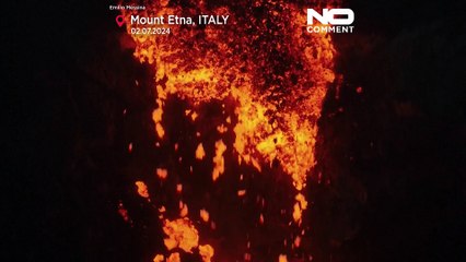 Lo spettacolo dell'eruzione dell'Etna