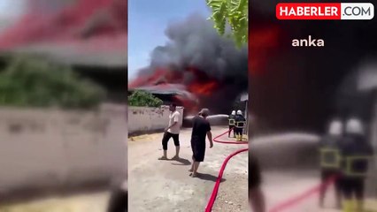 Sinop'ta ahşap evde çıkan yangın altı evi kül etti