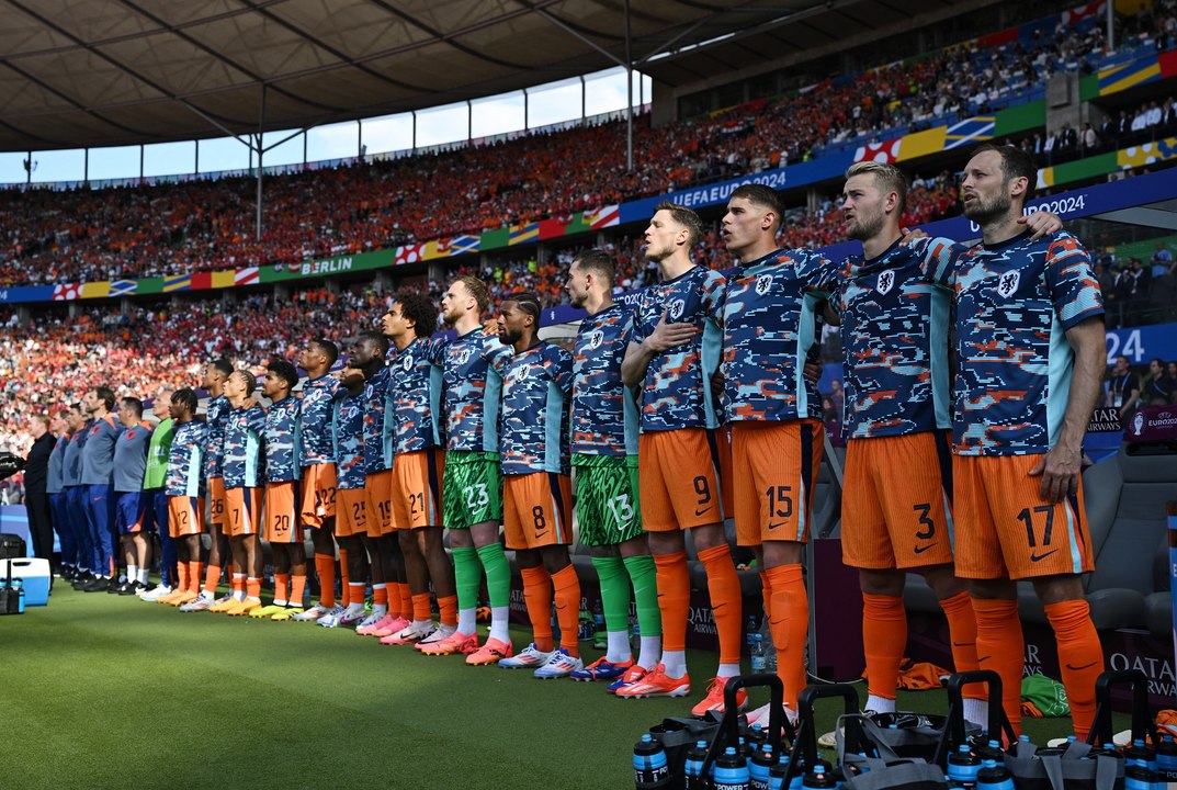 03 HOLAND