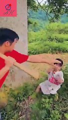 Little  girl love tree and birds