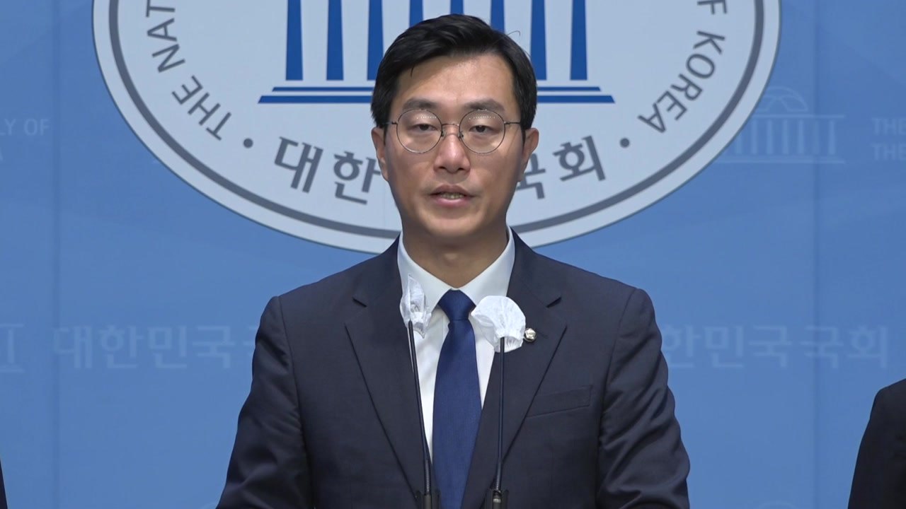민주당 "검찰의 '정적탄압·살인수사' 진상 조사 특검 제안" / YTN
