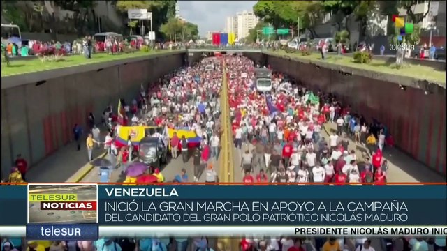 Venezolanos marchan en apoyo a la campaña electoral del pdte. Maduro