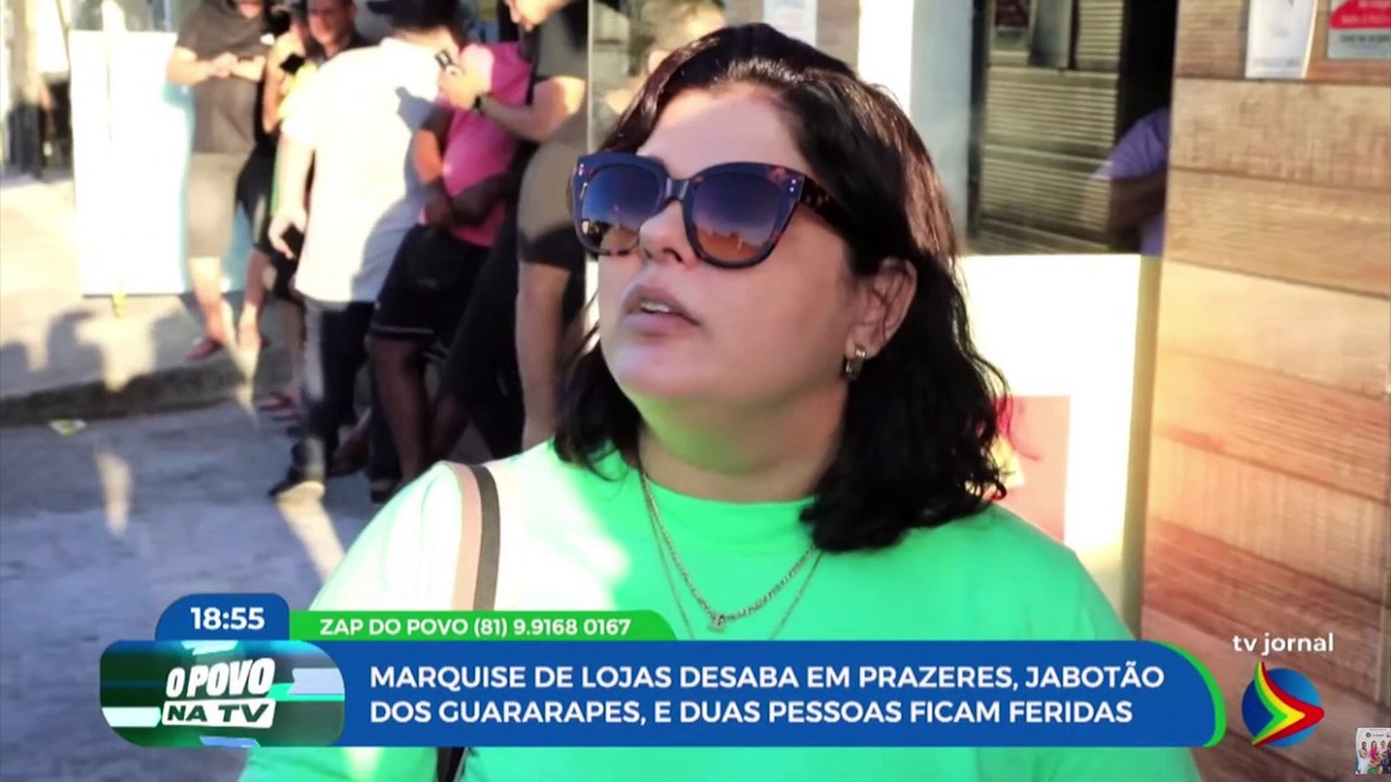 Marquise de estabelecimento comercial desaba em Jaboatão