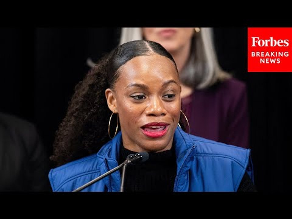 'Equitable Energy Development Is Crucial': Lee Touts Programs To Combat 'Environmental Racism'