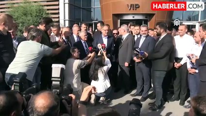 Bakanlıktan istifa eden Mehmet Özhaseki aktif siyaseti bıraktı