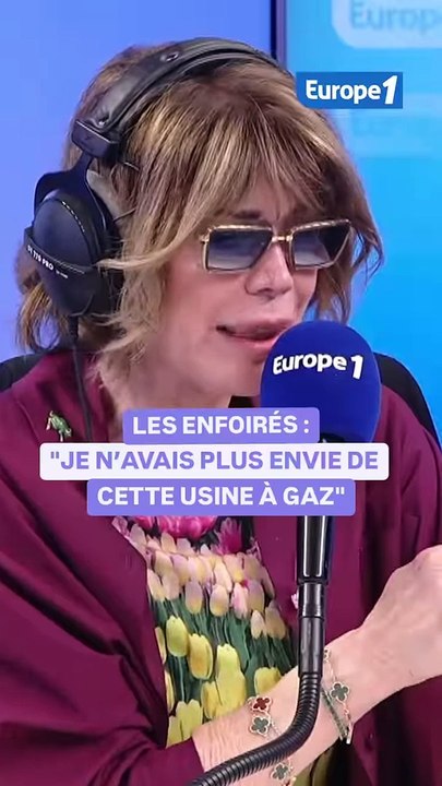 Catherine Lara annonce son départ définitif des "Enfoirés" regrettant l'évolution des concerts : "Tu as juste le temps de faire une phrase avec un footballeur qui chante mal dans ce qui est devenu une usine à gaz !"