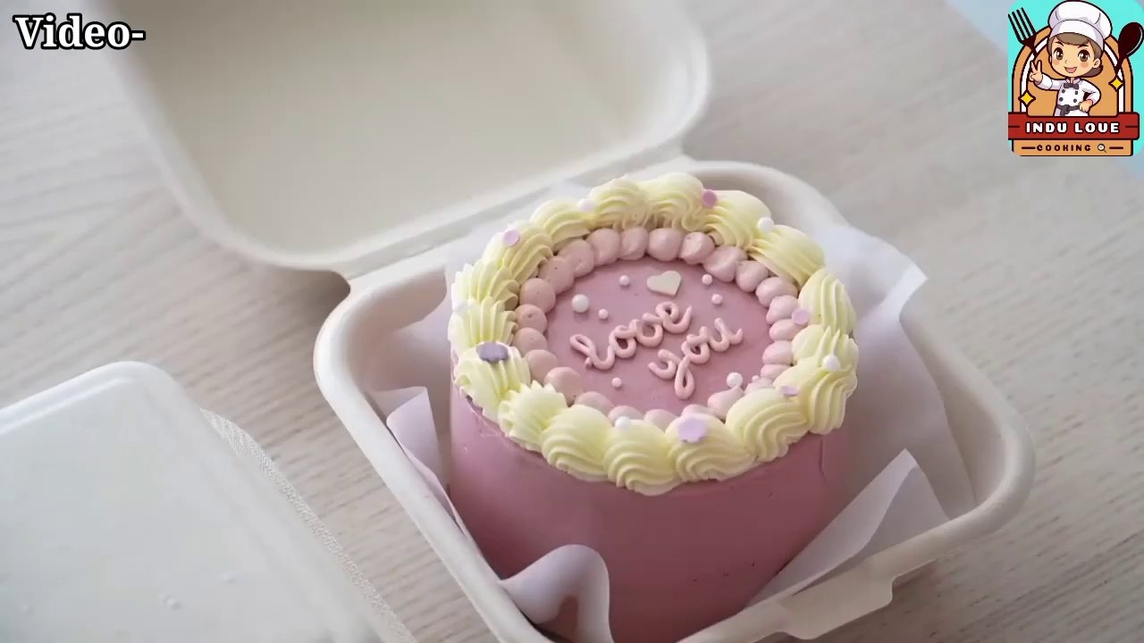 Lunchbox Mini Cake. Easy Recipe. Chocolate cake And Vanilla Butter Cream #indulovecooking