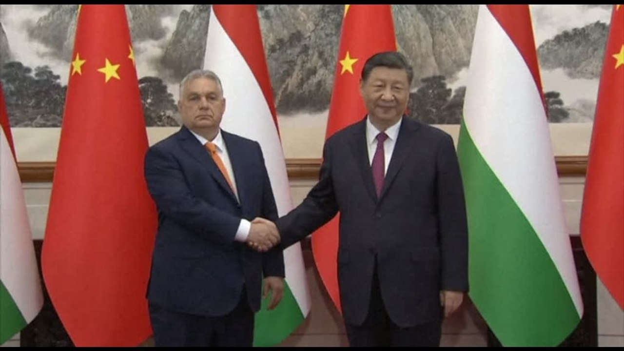 Orban va anche in Cina, incontro a Pechino con Xi Jinping