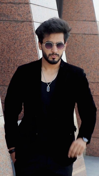 All black outfits for men.