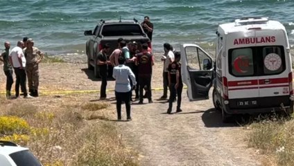 Elazığ’da 2 kişi, otomobilde silahla vurulmuş olarak ölü bulundu
