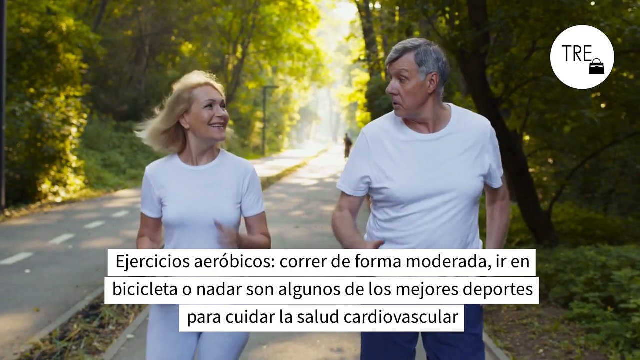 Estos son los ejercicios que los expertos recomiendan practicar durante la menopausia