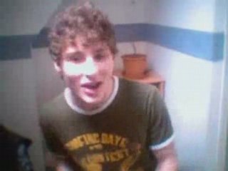 Tom danse sur Dollaly version accélérée