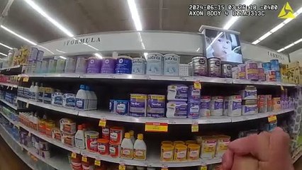 Polícia compra leite em pó para mãe em necessidade. Eis o vídeo