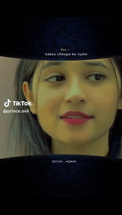 Sabse chhupa kar tujhe sine se lagana.