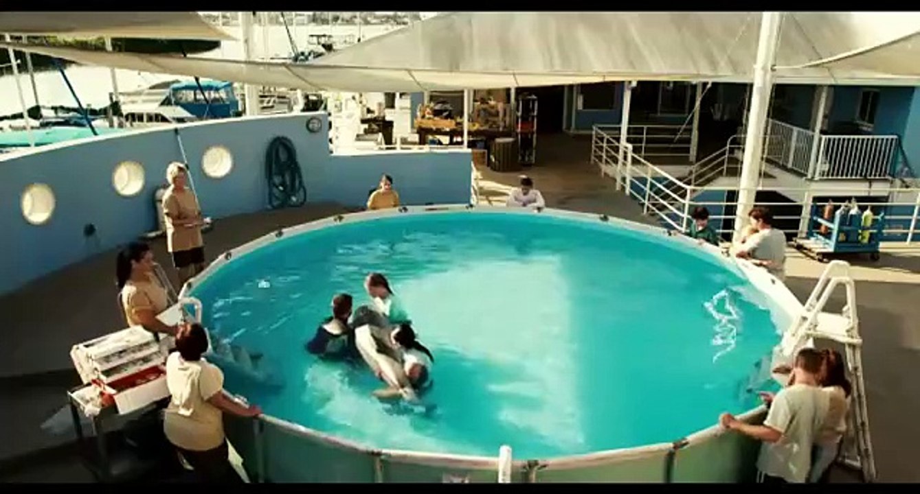 L'Incroyable Histoire de Winter le dauphin Bande-annonce (EN)