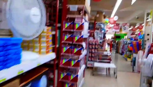 MONSIEUR BRICOLAGE TOULON MOURILLON JAK ARNOULD ©ADAGP