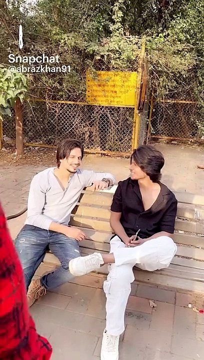 Lalach bure bala hai 