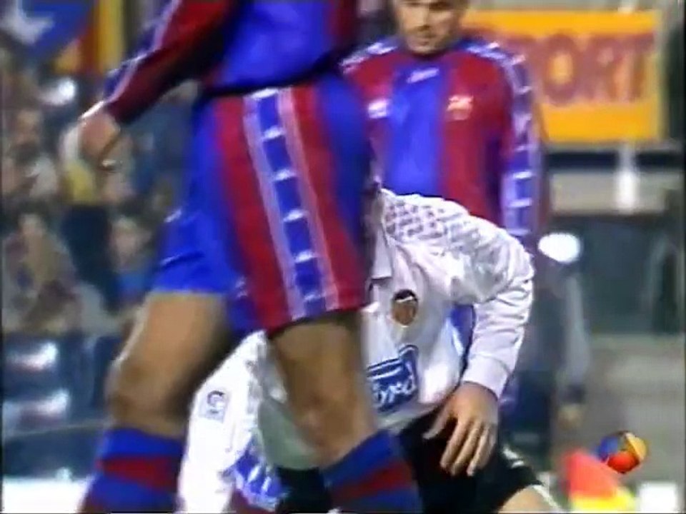 FC Barcelona vs. Valencia CF - La Liga 1997/98