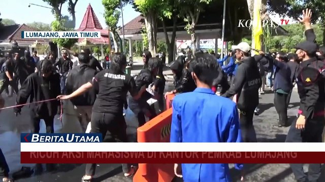 Protes Honor Guru Non NIP Dihapuskan, Demo Mahasiswa di Kantor Pemkab Lumajang Ricuh
