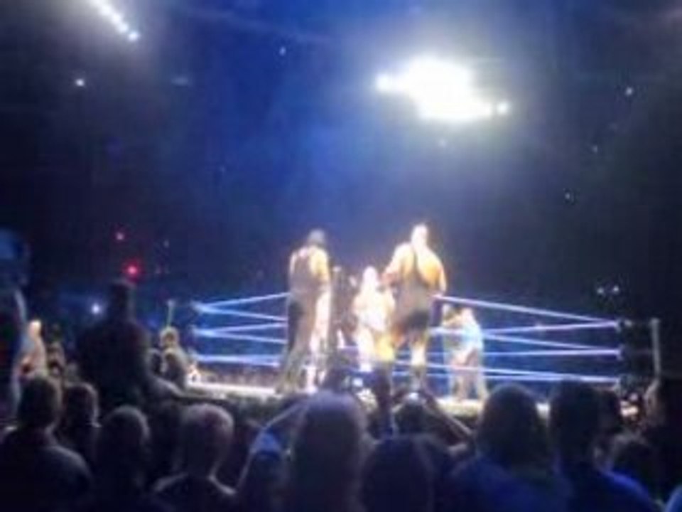 WWE Wrestlemania 2008 Revenge Tour Video 12