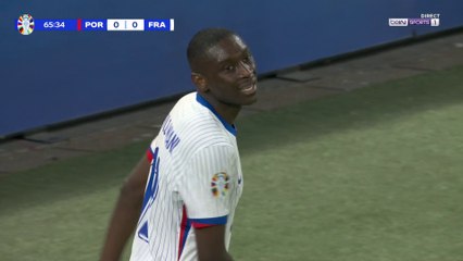 Oh ça passe juste à côté pour Kolo Muani !