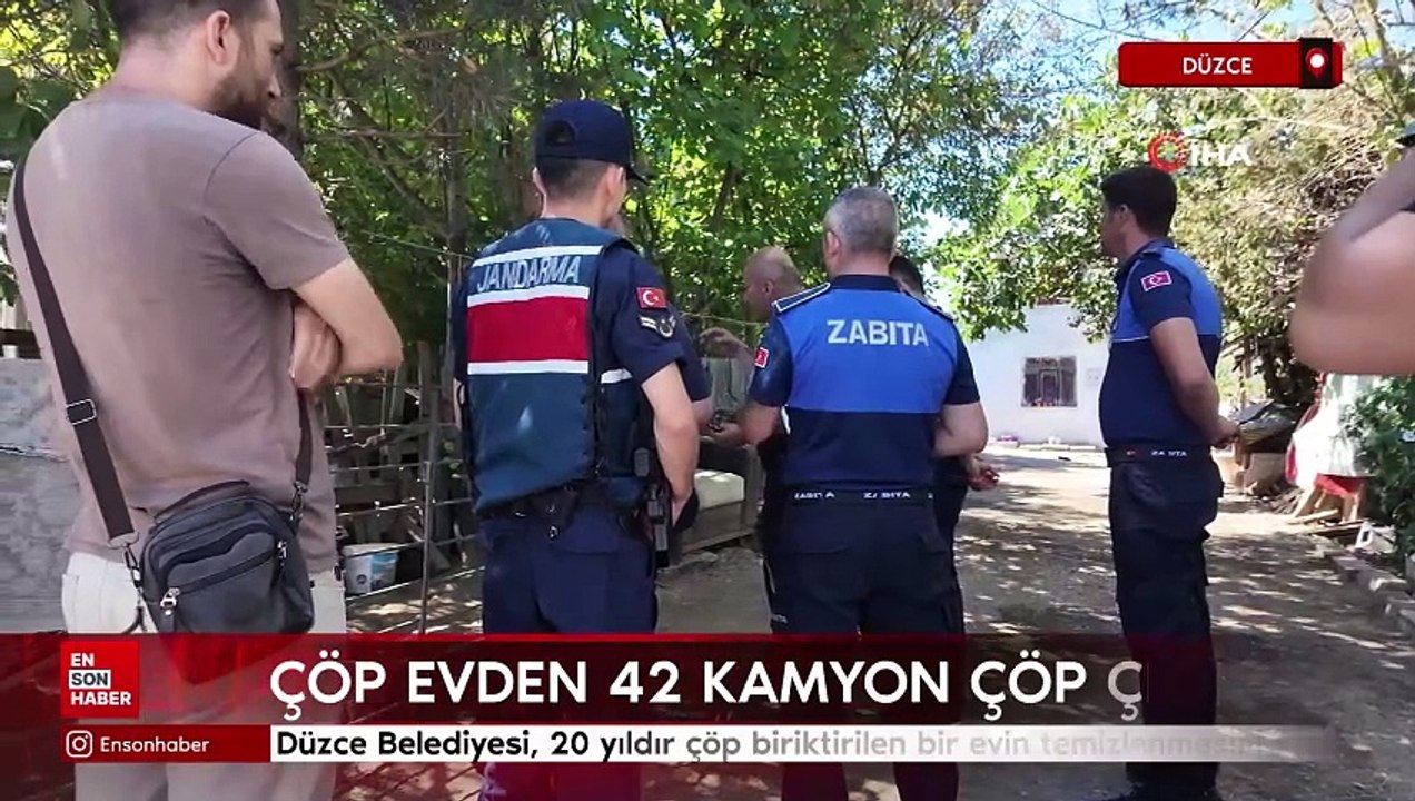 Düzce'de çöp evden 42 kamyon çöp çıktı