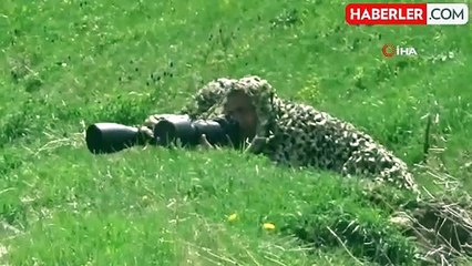 Doğa Fotoğrafçıları Van Gölü'nde Kuşları Bekliyor