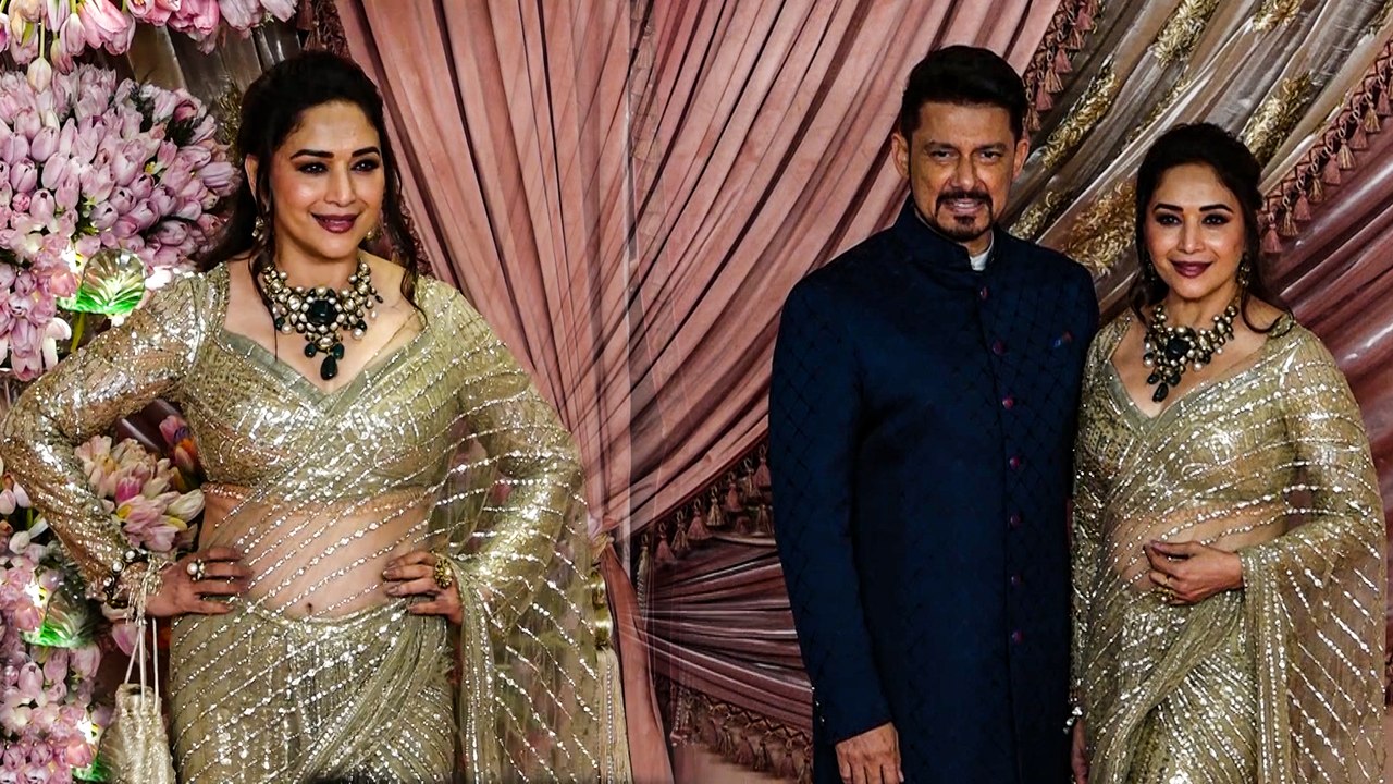Madhuri Dixit का Anant Ambani के संगीत सेरेमनी में दिखा खूबसूरत लुक, पति Dr. Nene भी आए नजर