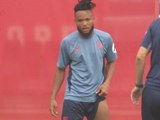 Ejuke, en su primer entrenamiento con el Sevilla